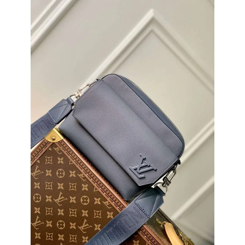 LV M22611 Louis Vuitton Fastline Messenger Navy Blue