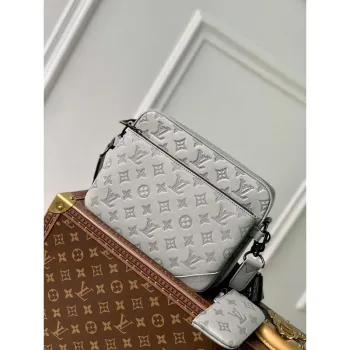LV M46603 Louis Vuitton Trio Messenger Anthracite Gray