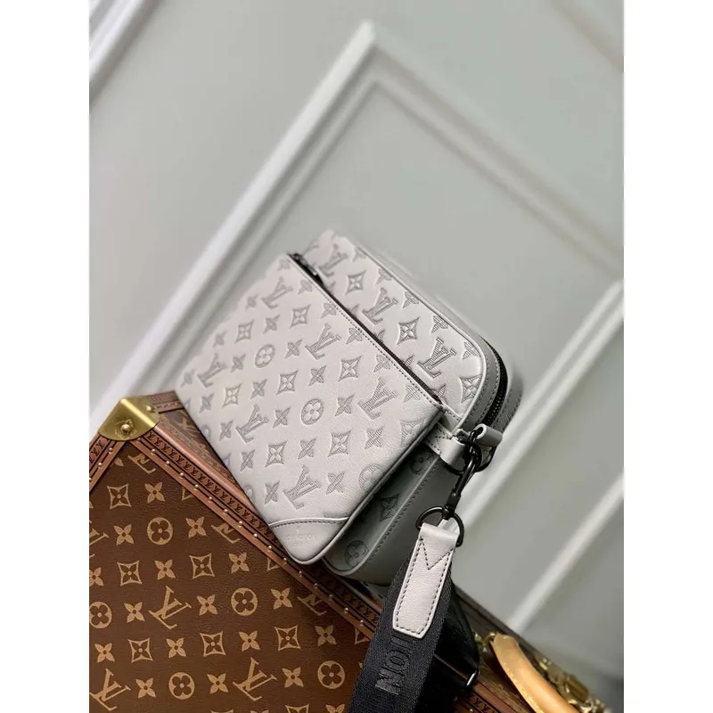 LV M46603 Louis Vuitton Trio Messenger Anthracite Gray
