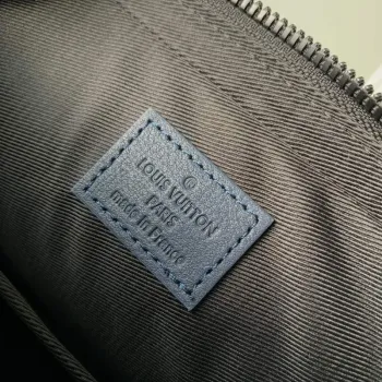 LV M46604 Louis Vuitton Trio Messenger Navy River Blue