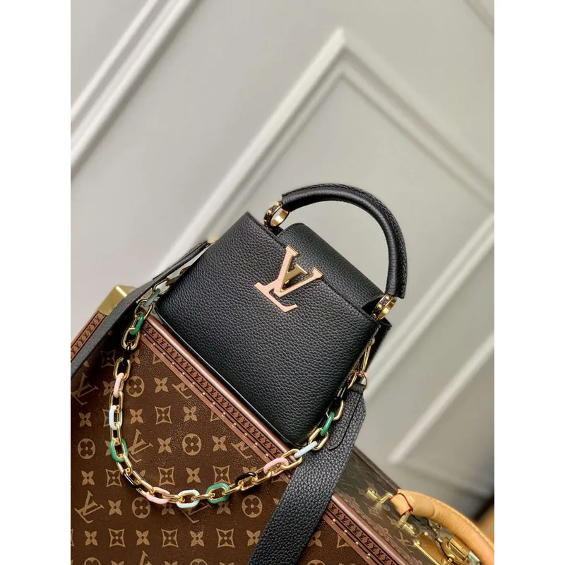 LV M21641 Louis Vuitton Capucines Mini Handbag Black