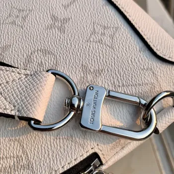 LV M30936 Louis Vuitton Duo Sling Bag White