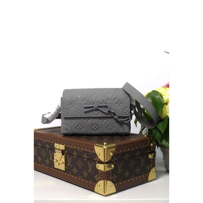 LV M81746 Louis Vuitton Steamer Wearable Wallet Gray leather