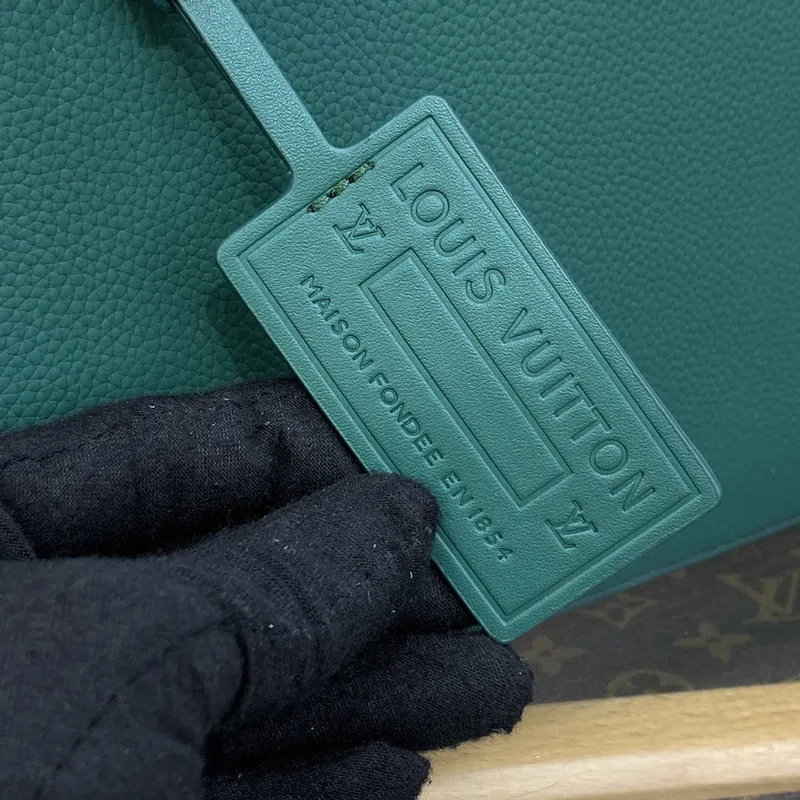 LV M69837 Louis Vuitton Takeoff Pouch Bag Jade green