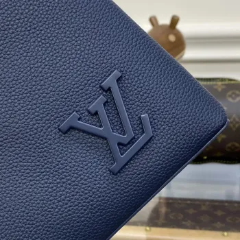 LV M69837 Louis Vuitton Takeoff Pouch Bag Blue