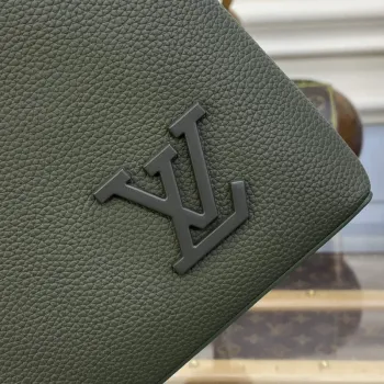 LV M69837 Louis Vuitton Takeoff Pouch Bag ArmyGreen