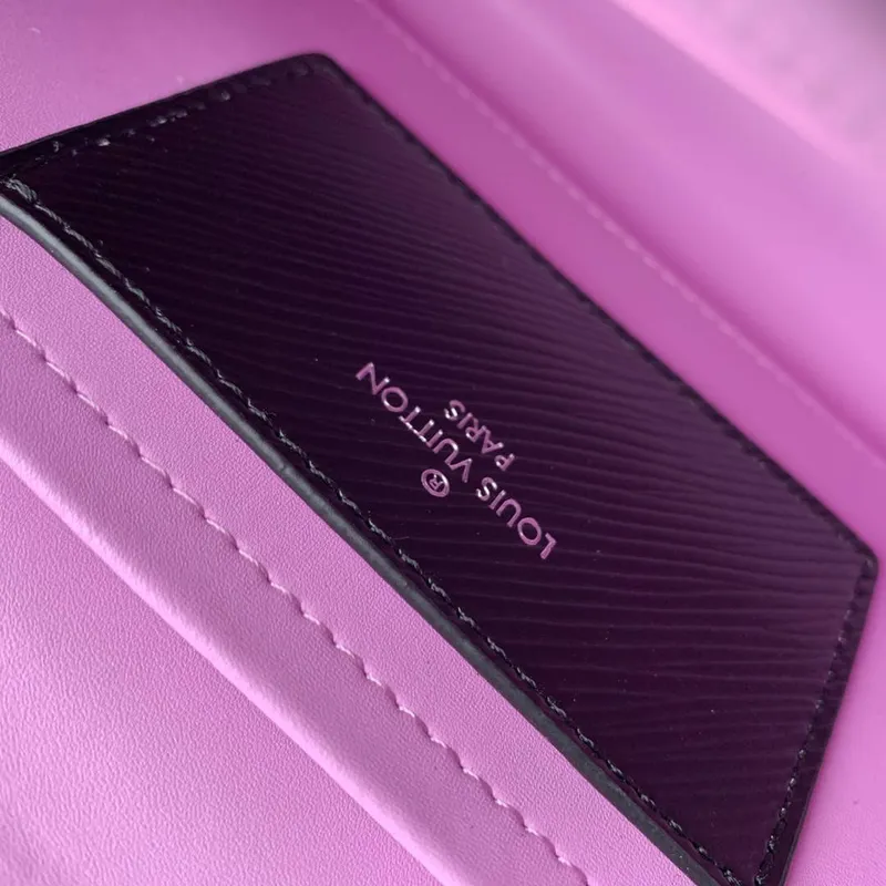 LV M22028 Louis Vuitton Twist MM Bag Epi Leather Black