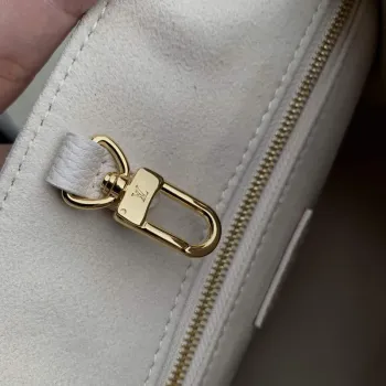 LV M46513 Louis Vuitton OnTheGo PM Bag