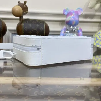 LV M21833 Louis Vuitton Handle Soft Trunk Bag Optic White