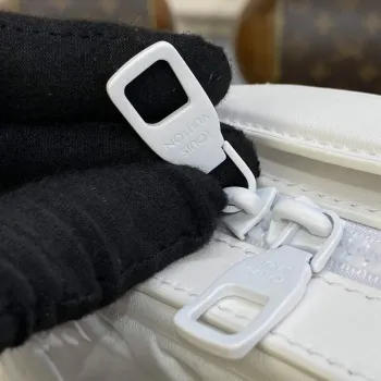 LV M21833 Louis Vuitton Handle Soft Trunk Bag Optic White