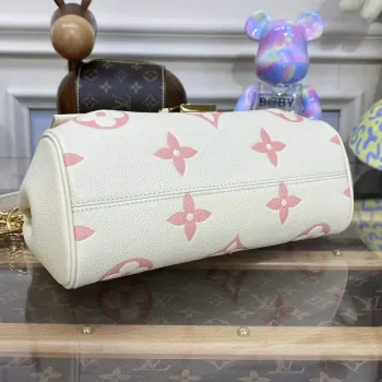 LV M46393 Louis Vuitton Favourite Bag Pink