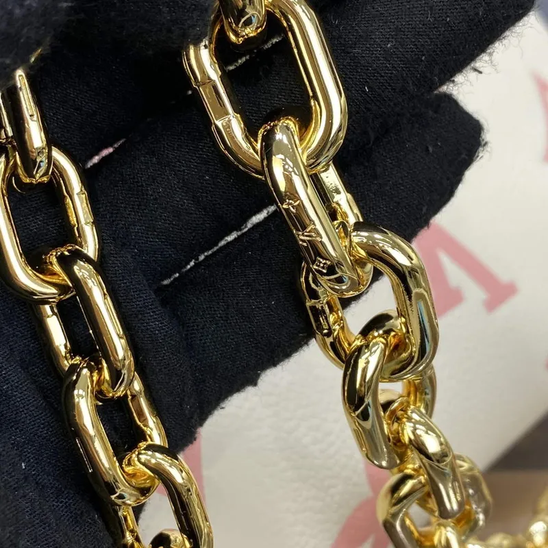 LV M46393 Louis Vuitton Favourite Bag Pink