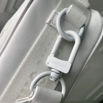 LV M21812 Louis Vuitton Cruiser Messenger Bag White