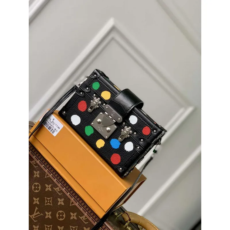LV M21621 Louis Vuitton LV x YK Petite Malle Bag