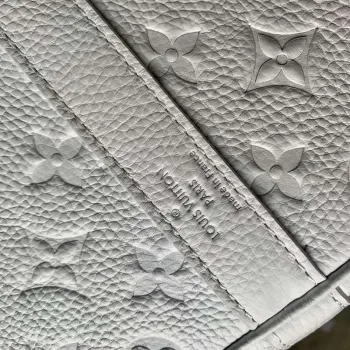 LV M21678 Louis Vuitton LV x YK Keepall Bandoulière 50 Bag