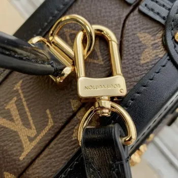 LV M46309 Louis Vuitton Petite Malle V Bag