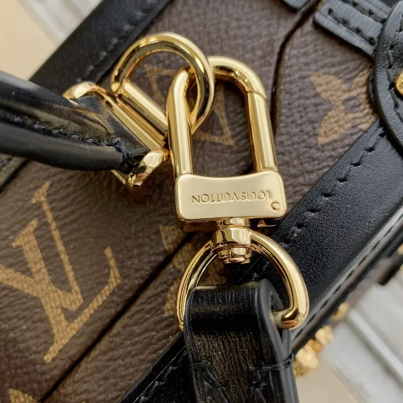 LV M46309 Louis Vuitton Petite Malle V Bag