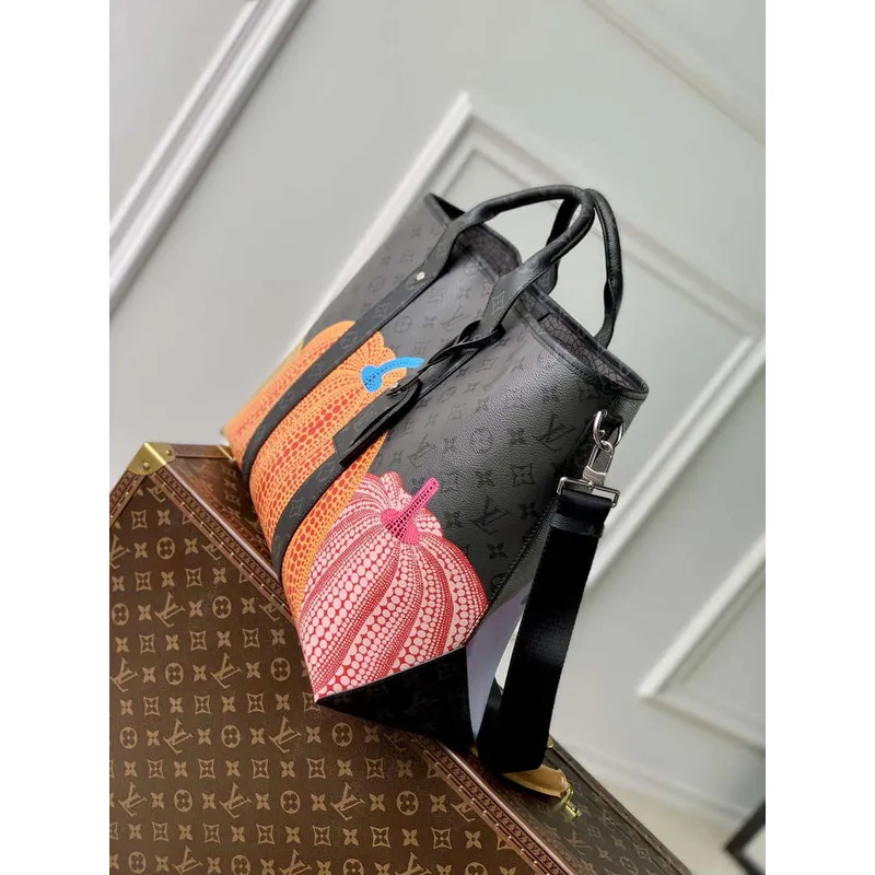 LV M46434 Louis Vuitton LV x YK Weekend Tote