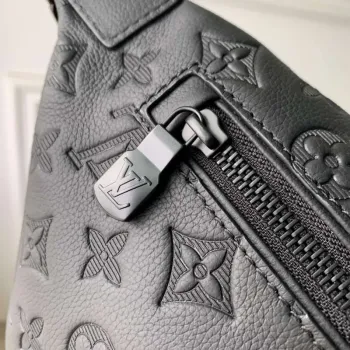 LV M46036 Louis Vuitton Discovery PM Bumbag Black