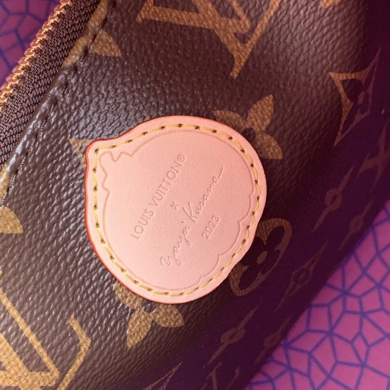 Louis Vuitton M46473 LV x YK Néonoé MM Bag Monogram