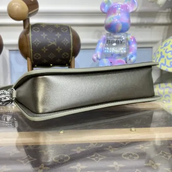 LV M81828 Louis Vuitton Lexington Pouch Bag Light gold