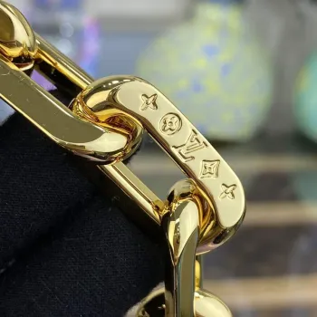 LV M21439 Louis Vuitton Coussin PM Handbag Light Purple