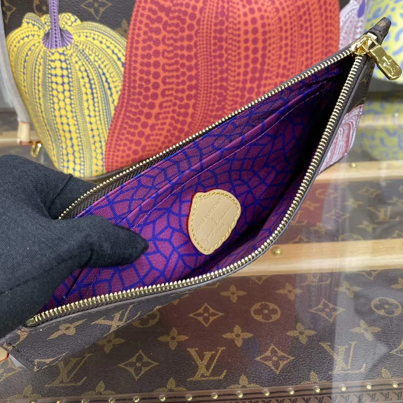 Louis Vuitton M46468 LV x YK Neverfull MM Bag