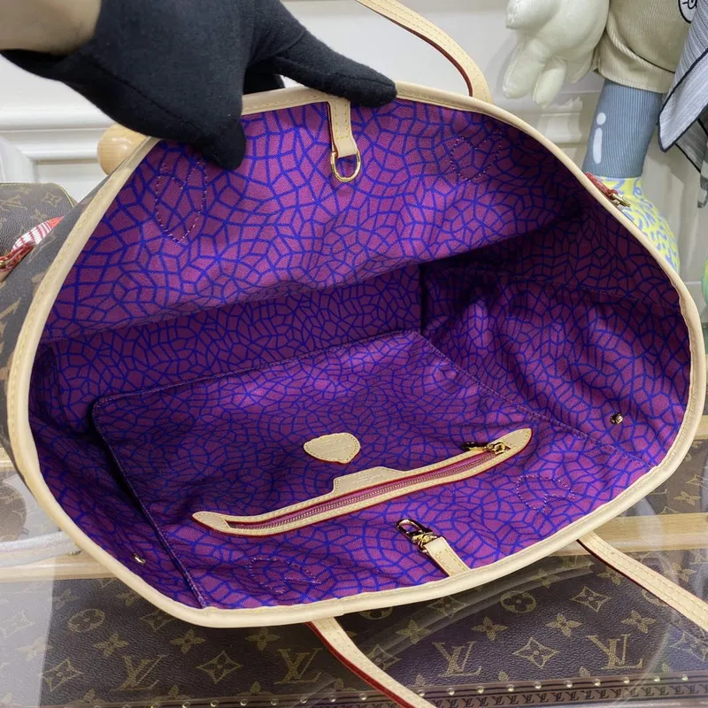 Louis Vuitton M46468 LV x YK Neverfull MM Bag