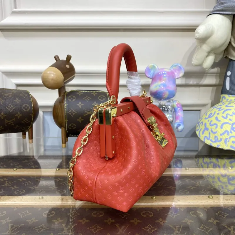 LV M22327 Louis Vuitton Monogram Clutch Red
