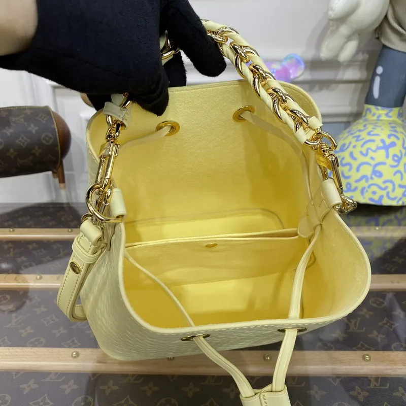 LV M22599 Louis Vuitton Néonoé BB Bucket Bag Yellow