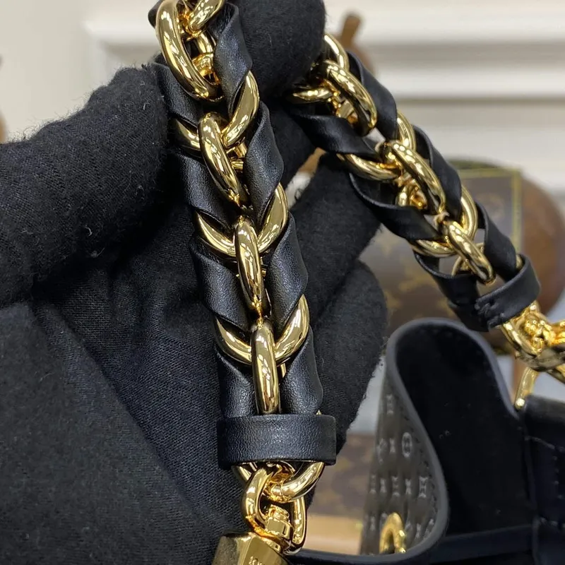 LV M22598 Louis Vuitton Néonoé BB Bucket Bag Black