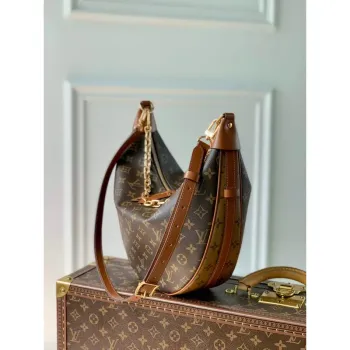 LV M46311 Louis Vuitton Loop Hobo Bag Monogram