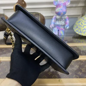 LV M82247 Louis Vuitton Lexington Pouch Bag Black