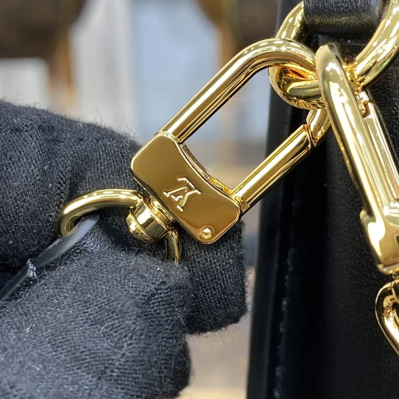 LV M82247 Louis Vuitton Lexington Pouch Bag Black