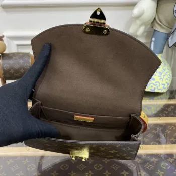 LV M46548 Louis Vuitton Tilsitt Monogram Handbag Brown