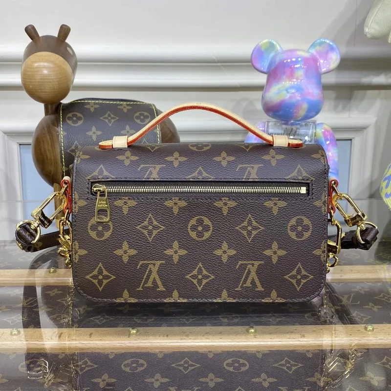 LV M46279 Louis Vuitton Pochette Métis East West Bag Presbyopia