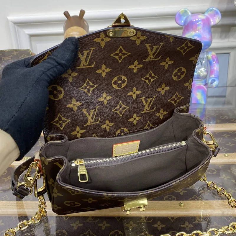 LV M46279 Louis Vuitton Pochette Métis East West Bag Presbyopia
