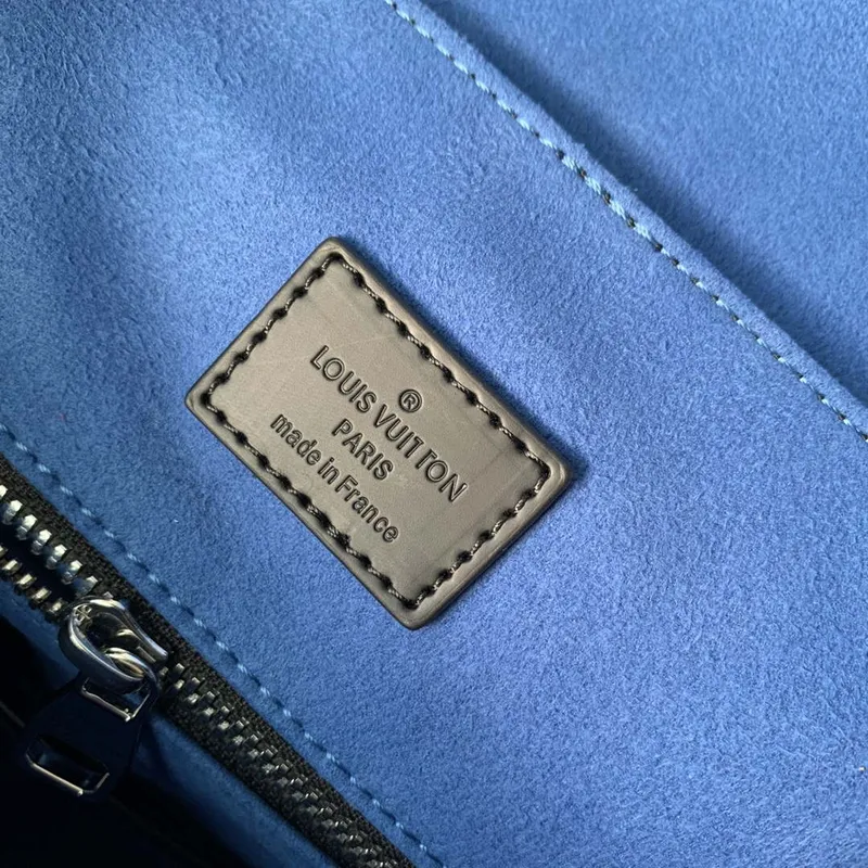 LV M41079 Louis Vuitton Christopher MM Epi Black