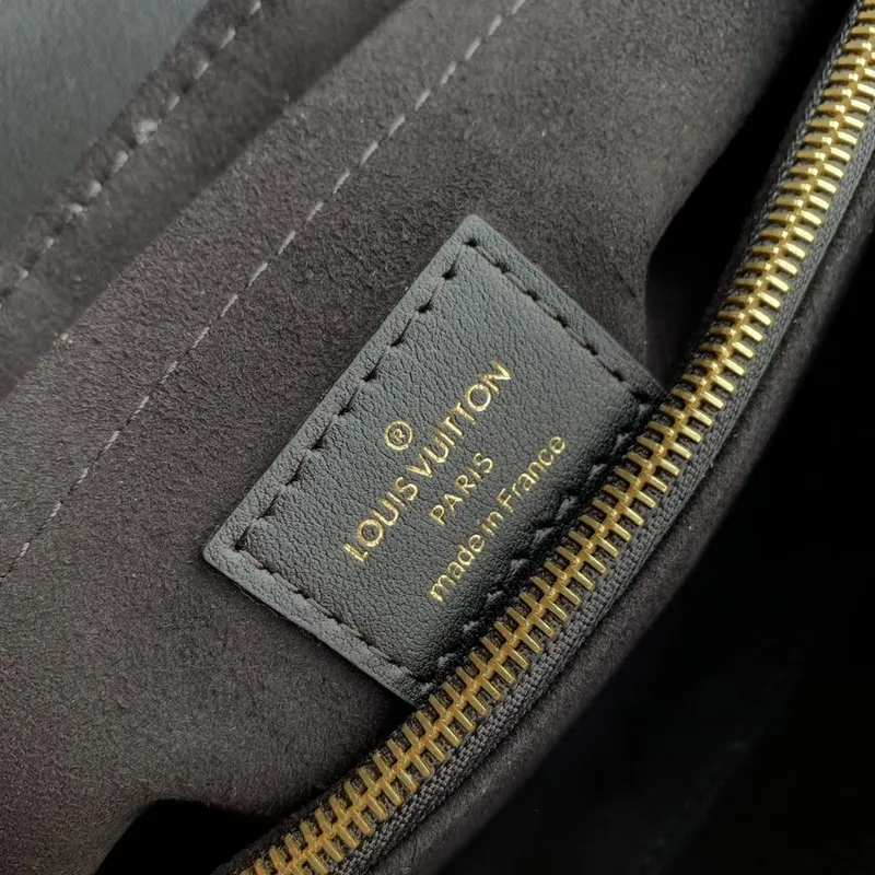 LV M21720 Louis Vuitton Hold Me Top handle Bag Black