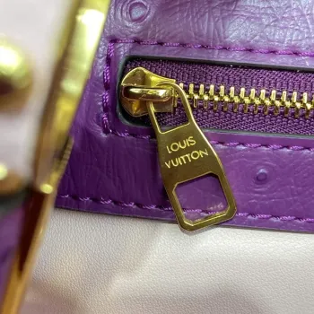 LV N81279 Louis Vuitton Capucines MM Handbag Purple