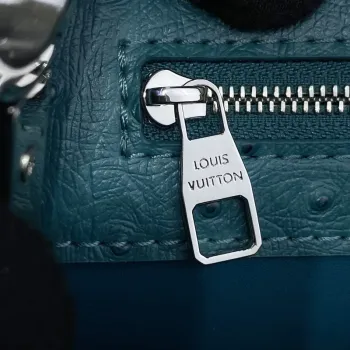 LV N81279 Louis Vuitton Capucines MM Handbag Lake blue