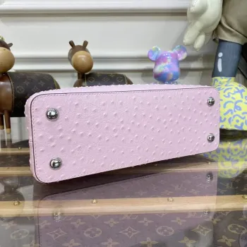 LV N81279 Louis Vuitton Capucines MM Handbag Rose Calypso