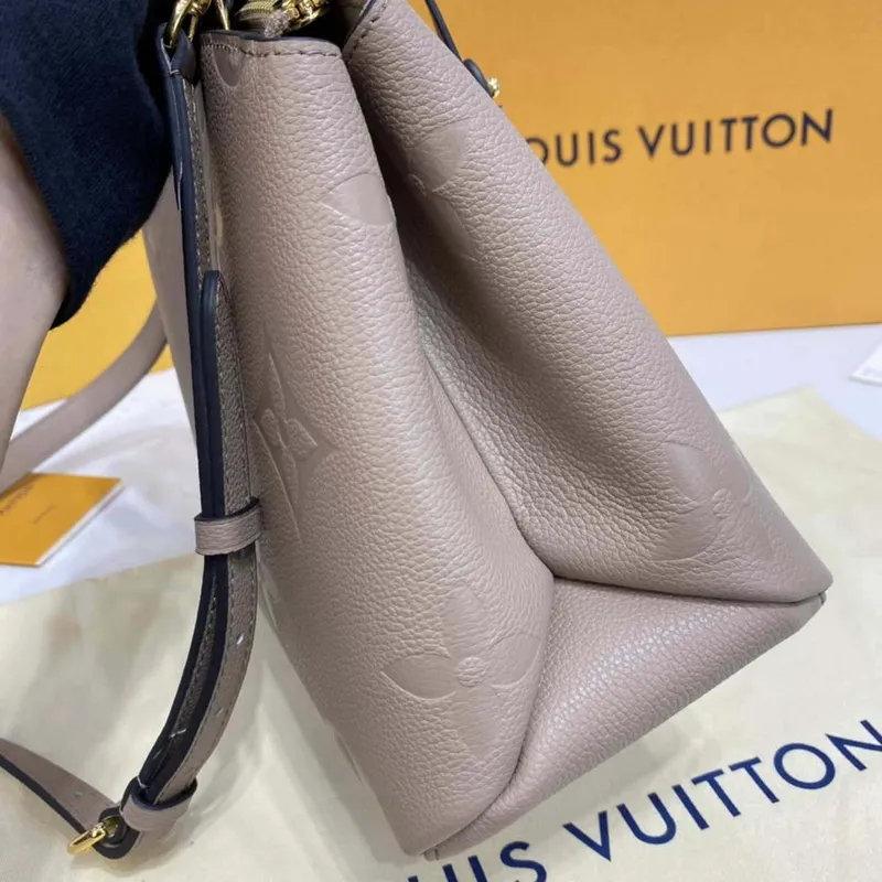 Louis Vuitton LV M58916 Petit Palais Monogram Gray leather