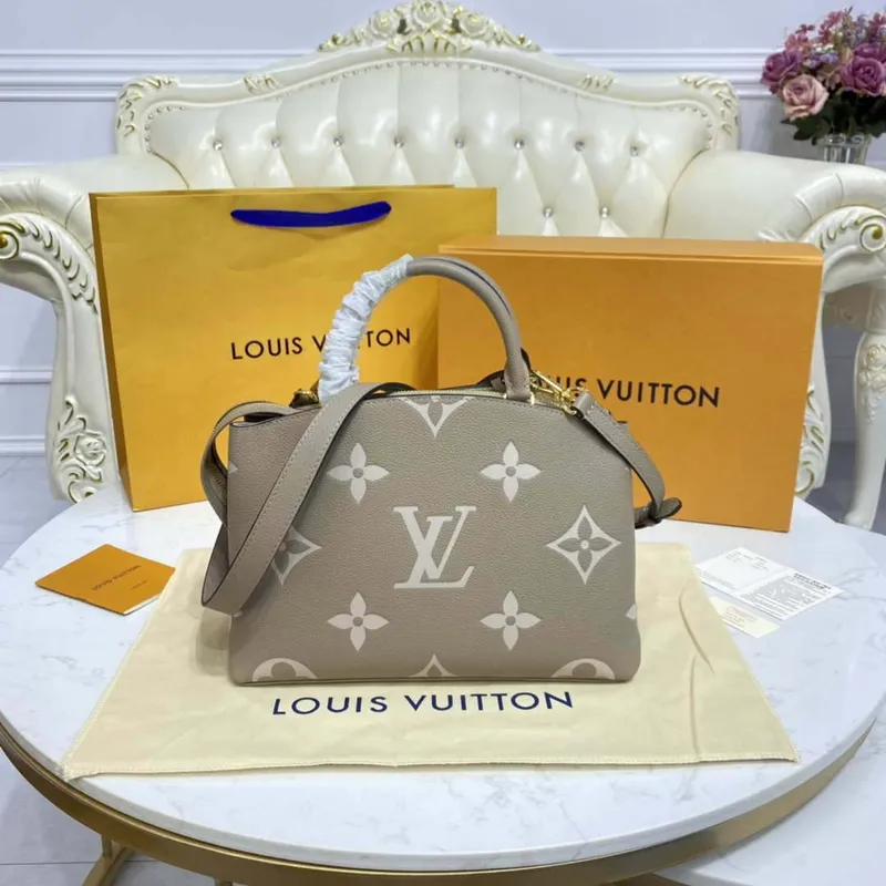 Louis Vuitton LV M58914 Petit Palais Bicolor Monogram empreinte leather Crème