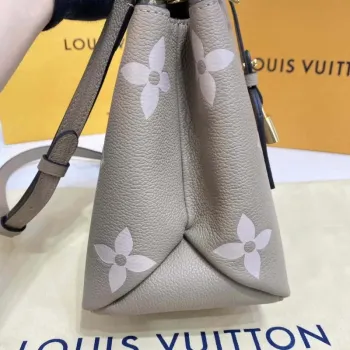 Louis Vuitton LV M58914 Petit Palais Bicolor Monogram empreinte leather Crème