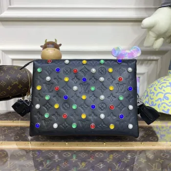 LV M22429 Louis Vuitton Coussin PM Bag black diamond