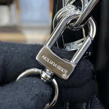 LV M22429 Louis Vuitton Coussin PM Bag black diamond