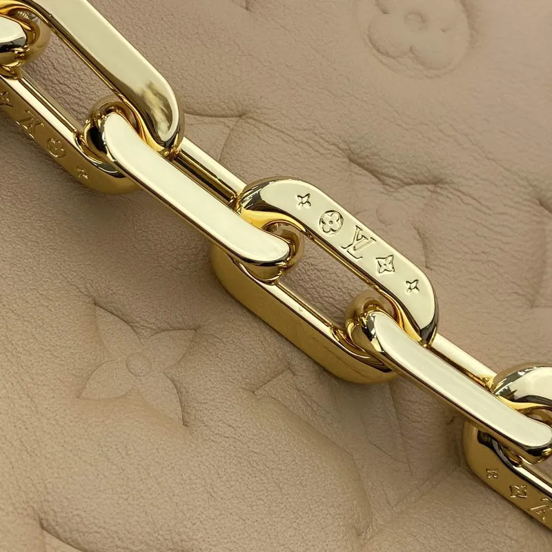 LV M21261 Louis Vuitton Coussin PM Bag Apricot