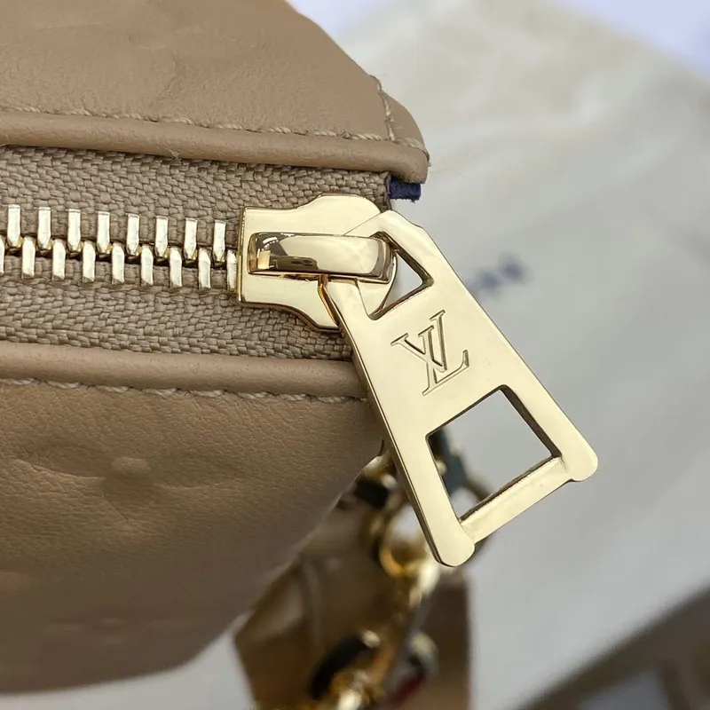 LV M21261 Louis Vuitton Coussin PM Bag Apricot
