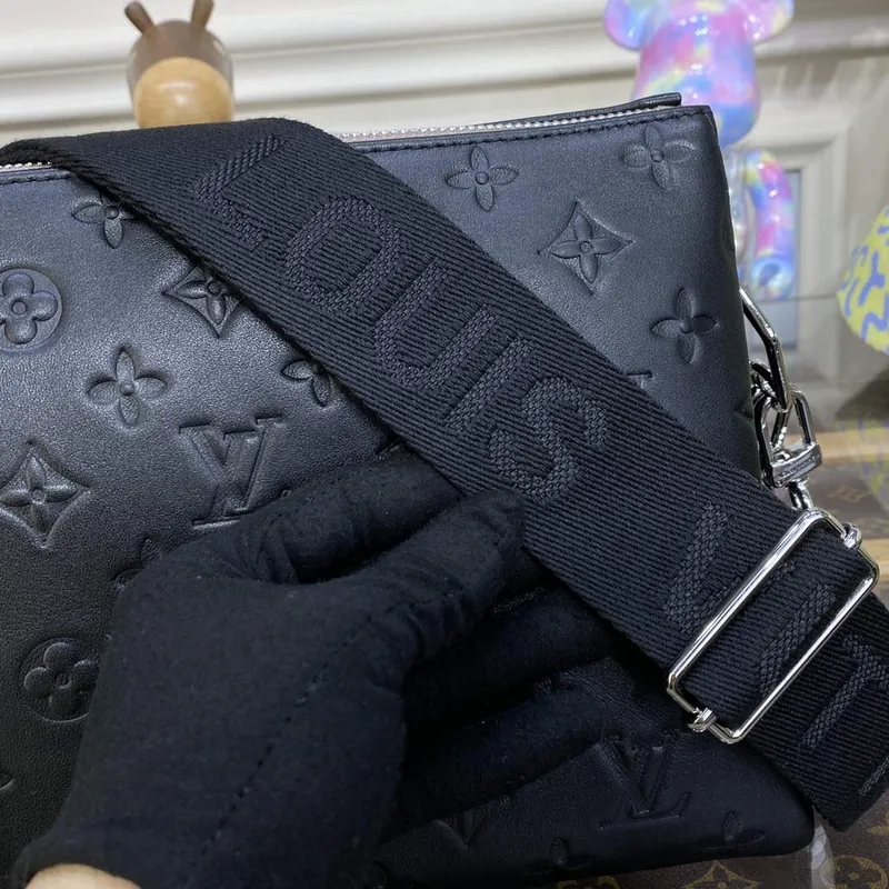 LV M21198 Louis Vuitton Coussin PM Bag Black